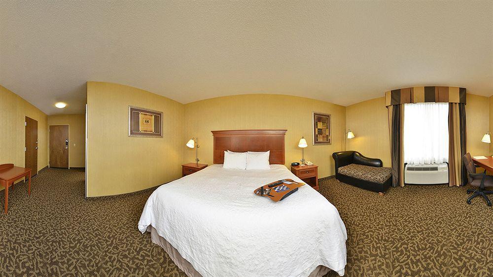 Hampton Inn Utica Luaran gambar