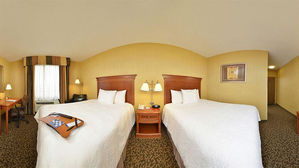 Hampton Inn Utica Luaran gambar