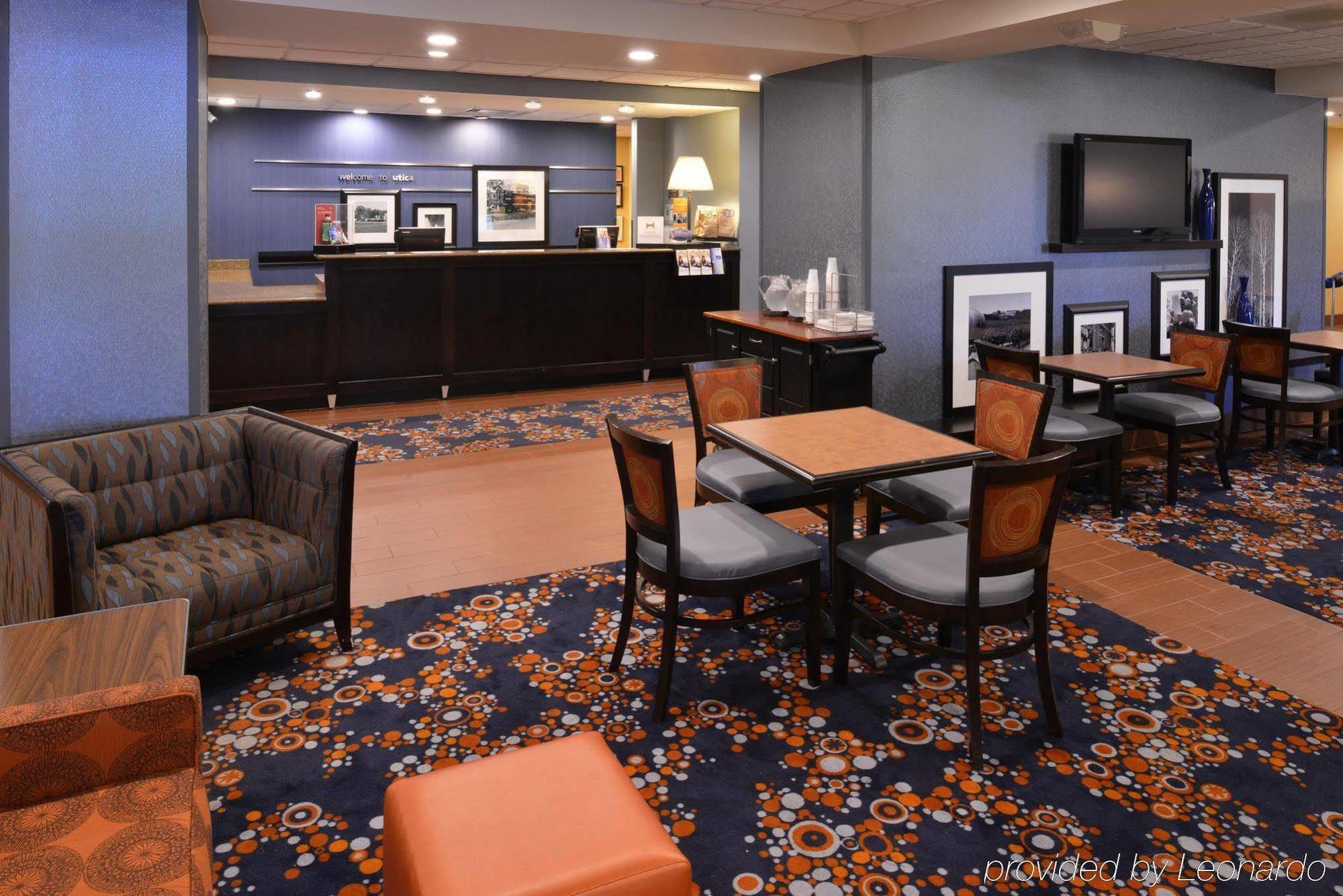 Hampton Inn Utica Luaran gambar